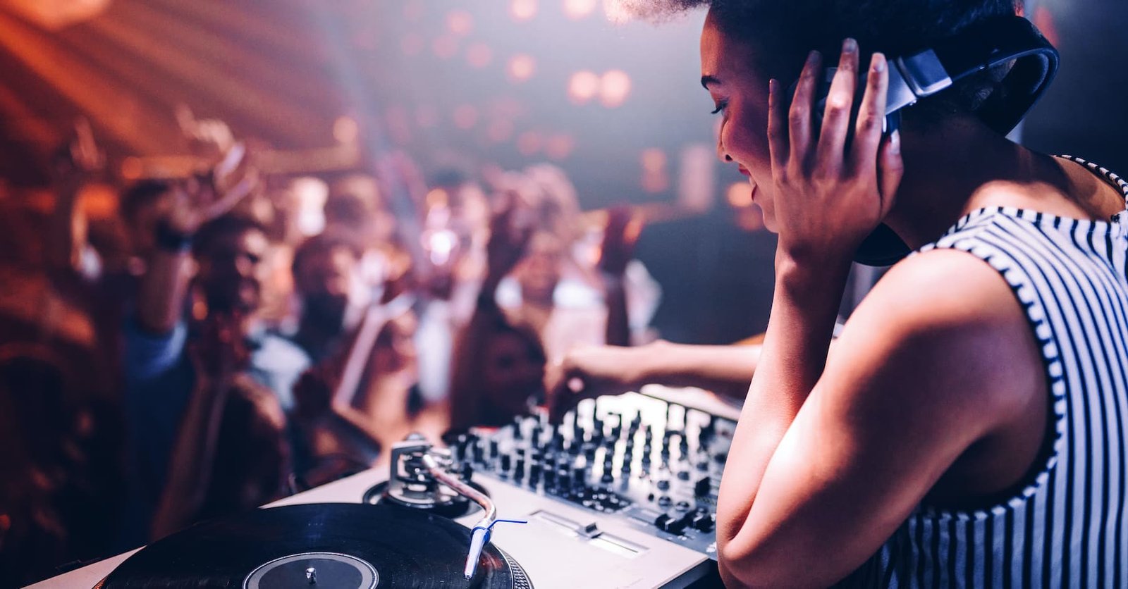 The Ultimate Guide to Hiring the Best Event DJs in Las Vegas